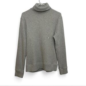 [|NWT|] Express—Women’s Heather Gray Turtleneck Sweater